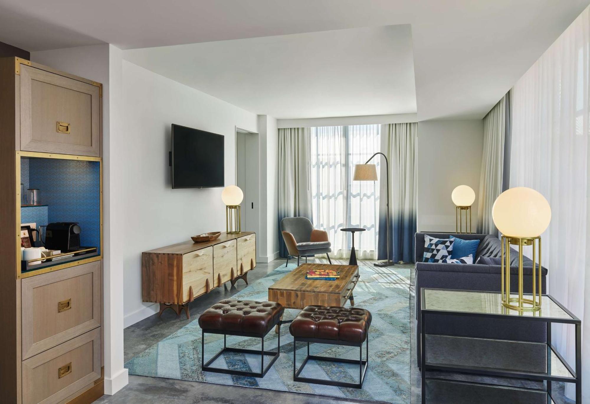 Hotel Canopy By Hilton Washington Dc Bethesda North 4*